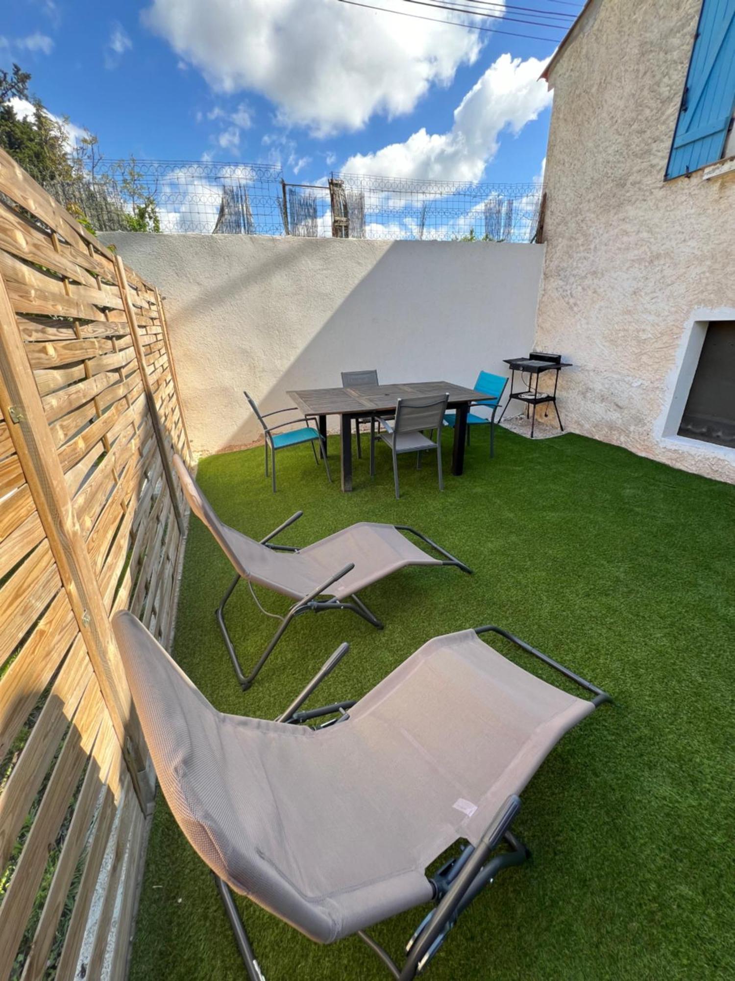 Appartement T2 Avec Jardin Puget-sur Argens Buitenkant foto